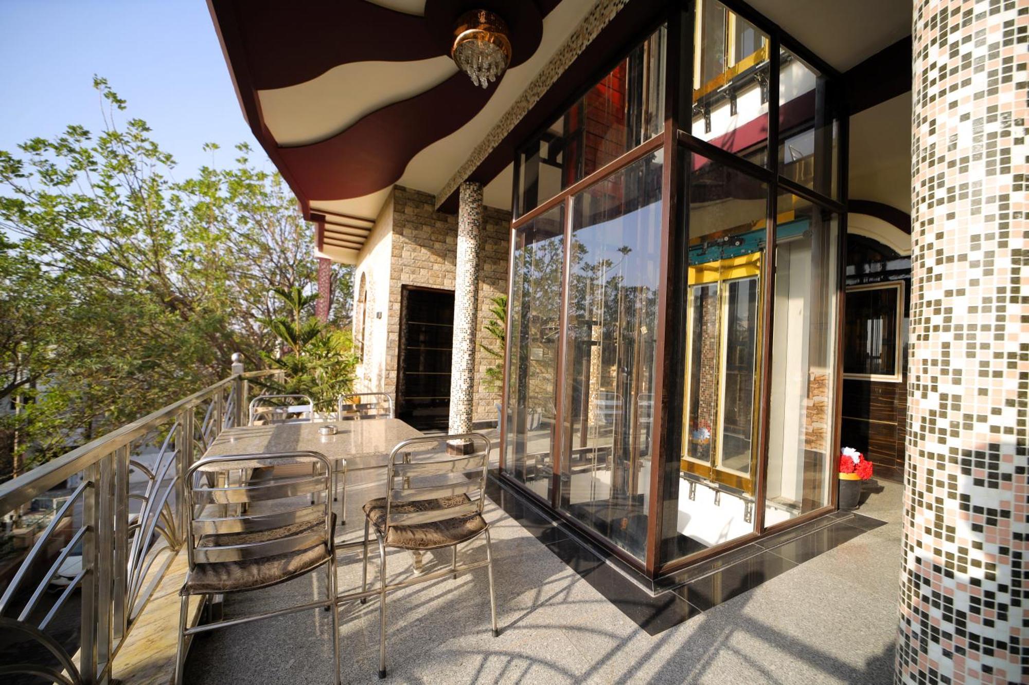 אגרה Aman Homestay, A Boutique Hotel מראה חיצוני תמונה